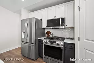 325 Round Hill Rd, Kalamazoo, MI 49009 - Photo 9