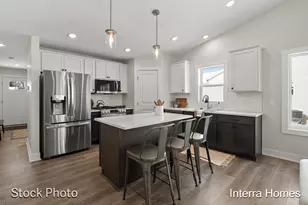 325 Round Hill Rd, Kalamazoo, MI 49009 - Photo 7