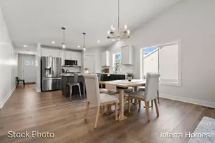 325 Round Hill Rd, Kalamazoo, MI 49009 - Photo 11