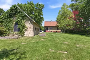 9082 Hills Rd, Baroda, MI 49101 - Photo 19