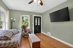 131 Park Dr, Jackson, MI 49203 - Photo 9