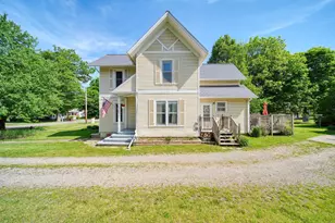 219 S Main St, Concord, MI 49237 - Photo 1