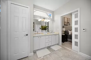 22273 Abington Dr, Farmington Hills, MI 48335 - Photo 21