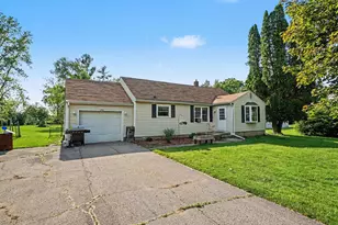 1230 Longfellow Ave, Jackson, MI 49202 - Photo 27
