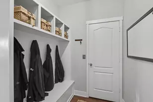 5901 Waters Ridge Ct, Kalamazoo, MI 49009 - Photo 11