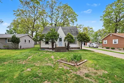 713 E Spring Street, Whitehall, MI 49461 - Photo 1