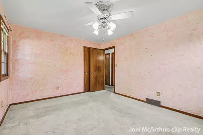 2545 Eastlake Court SW, Grandville, MI 49418 - Photo 13
