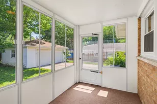 2117 Edwin Pl, Lansing, MI 48911 - Photo 7