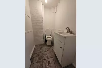 300 Territorial Road, Benton Harbor, MI 49022 - Photo 11