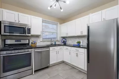 2108 E 4th Street, Royal Oak, MI 48067 - Photo 13