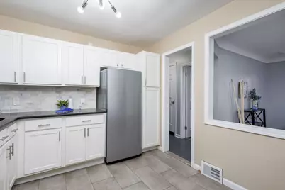 2108 E 4th Street, Royal Oak, MI 48067 - Photo 11
