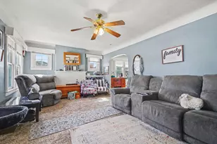 18 34th St SW, Grand Rapids, MI 49548 - Photo 5