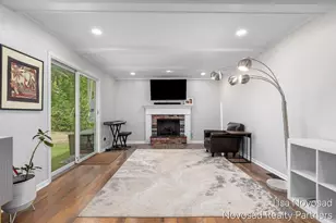 485 Edgeworthe Dr SE, Ada, MI 49301 - Photo 13