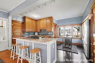 504 W Grove St, Greenville, MI 48838 - Photo 9