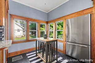 504 W Grove St, Greenville, MI 48838 - Photo 11
