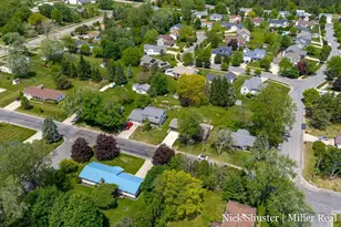 115 W North St, Hastings, MI 49058 - Photo 5