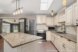 115 W North St, Hastings, MI 49058 - Photo 13