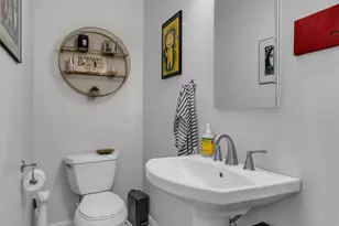 2350 Hilldale Dr, Ann Arbor, MI 48105 - Photo 25