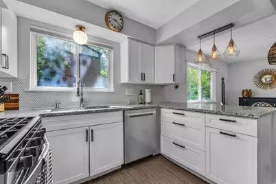 2350 Hilldale Drive, Ann Arbor, MI 48105 - Photo 17