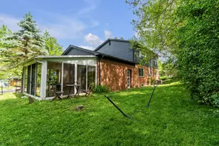 2350 Hilldale Dr, Ann Arbor, MI 48105 - Photo 39