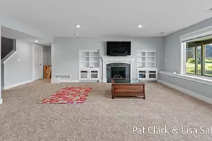 13458 Waybury Dr, Nunica, MI 49448 - Photo 5