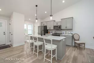 327 Round Hill Rd, Kalamazoo, MI 49009 - Photo 7
