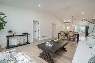 327 Round Hill Rd, Kalamazoo, MI 49009 - Photo 15