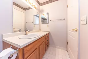 35868 Castlewood Ct, Westland, MI 48185 - Photo 15