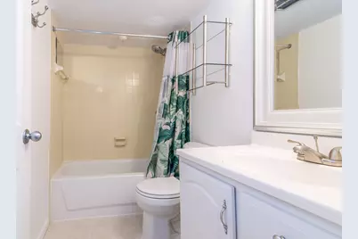 1809 Independence Boulevard #15B, Ann Arbor, MI 48104 - Photo 13