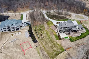5670 E Stone Vly Dr, Ann Arbor, MI 48105 - Photo 23