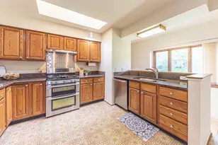 2401 Placid Way, Ann Arbor, MI 48105 - Photo 17