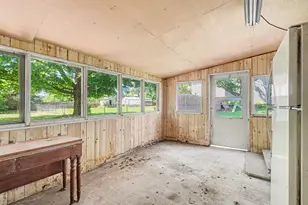 139 N Kalamazoo Ave, Vicksburg, MI 49097 - Photo 25