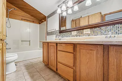 139 N Kalamazoo Avenue, Vicksburg, MI 49097 - Photo 17
