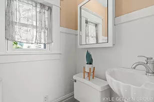 14 E 24th St, Holland, MI 49423 - Photo 27