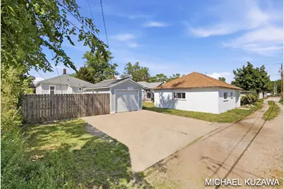 1438 Pennoyer Avenue, Grand Haven, MI 49417 - Photo 41