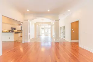 2243 Old Falls Dr, Ann Arbor, MI 48103 - Photo 17