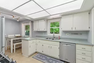 3312 Tamsin Ave, Kalamazoo, MI 49008 - Photo 11