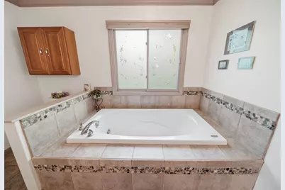8352 Alta Vista Drive, Pinckney, MI 48169 - Photo 25