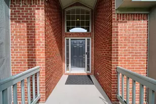 8352 Alta Vista Dr, Pinckney, MI 48169 - Photo 3