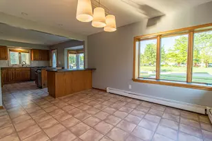 30007 Maison St, Saint Clair Shores, MI 48082 - Photo 11