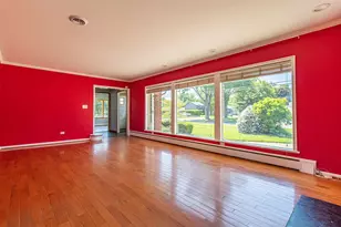30007 Maison St, Saint Clair Shores, MI 48082 - Photo 9