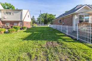 30007 Maison St, Saint Clair Shores, MI 48082 - Photo 53