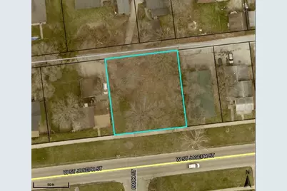 244 W Saint Joseph Street, Watervliet, MI 49098 - Photo 1