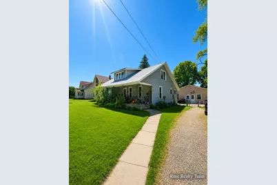 111 W Broadway Street, Scottville, MI 49454 - Photo 3