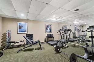 734 W Kilgore Rd, Kalamazoo, MI 49008 - Photo 25