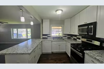 6068 Grove Avenue, Grand Blanc, MI 48439 - Photo 5