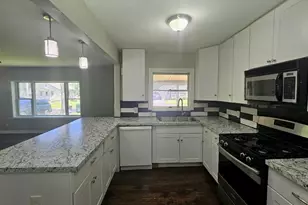 6068 Grove Ave, Grand Blanc, MI 48439 - Photo 5