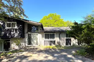 29360 Woodhaven Ln, Southfield, MI 48076 - Photo 7