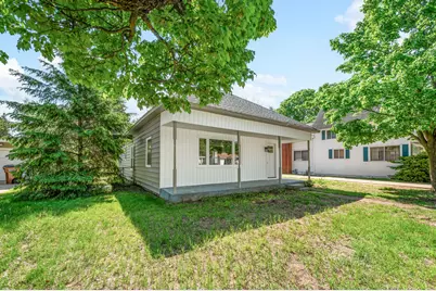 610 Boon Street, Cadillac, MI 49601 - Photo 3