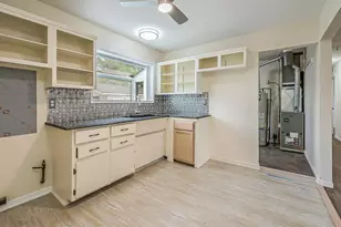 1398 Hunter Ave, Ypsilanti, MI 48198 - Photo 11